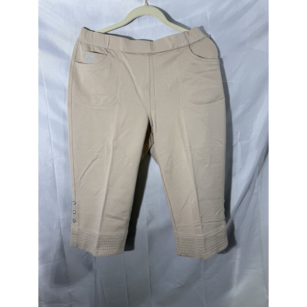 DreamJeannes By Quacker Factory Capri Pants M Khaki Pull On Rhinestone Stretch